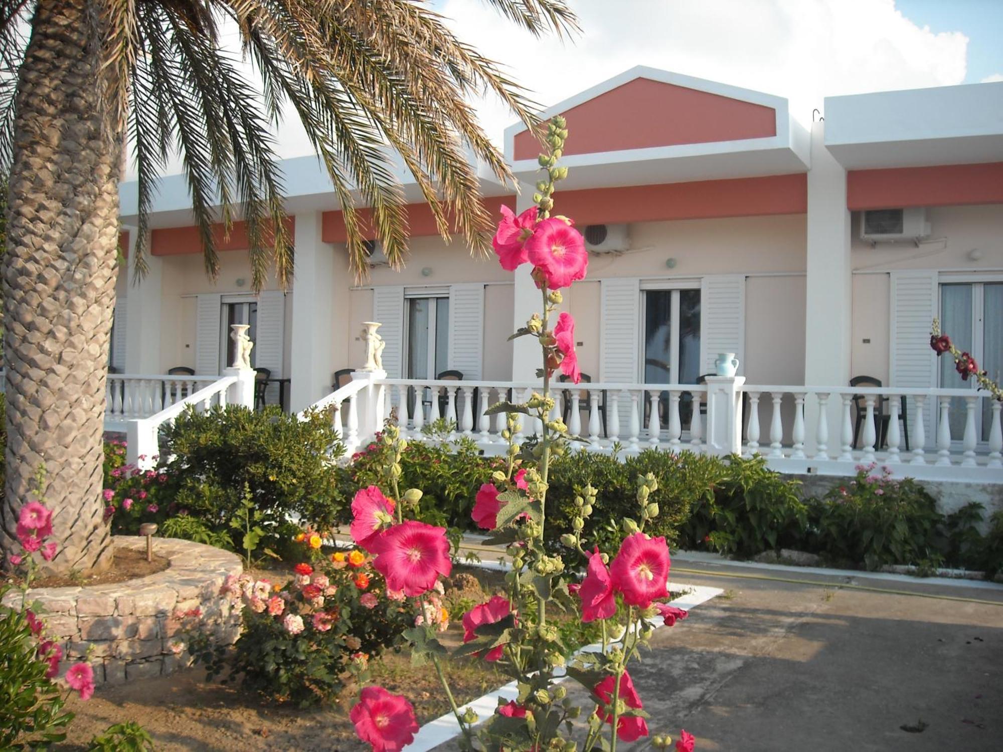 סיטייה Hotel Petras Beach מראה חיצוני תמונה