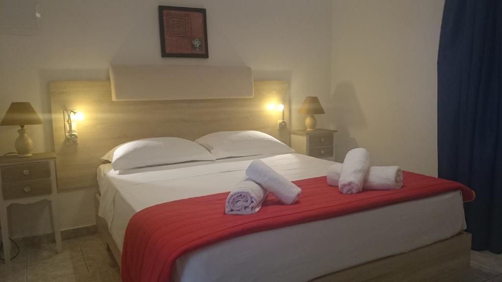 סיטייה Hotel Petras Beach מראה חיצוני תמונה