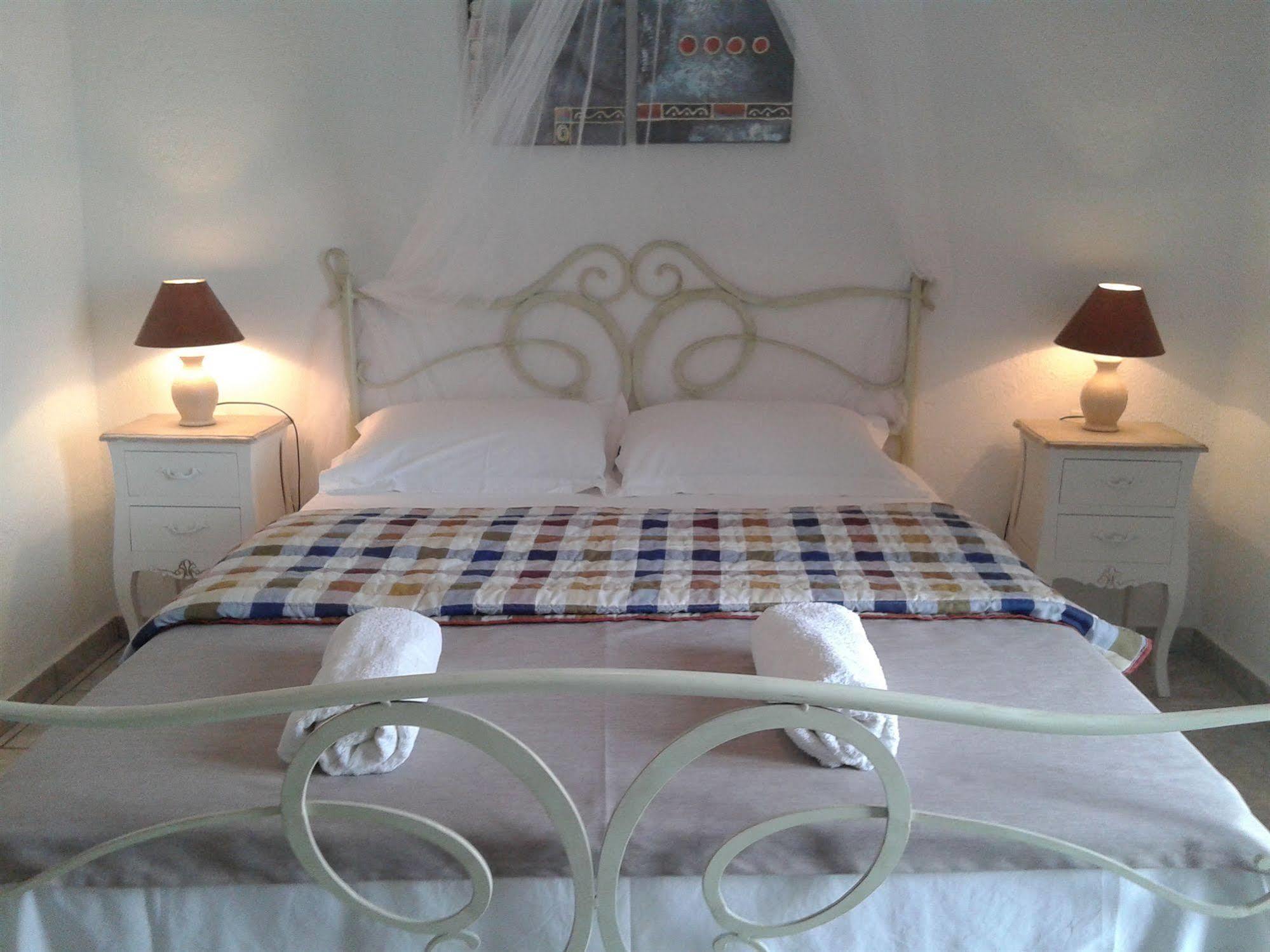 סיטייה Hotel Petras Beach מראה חיצוני תמונה